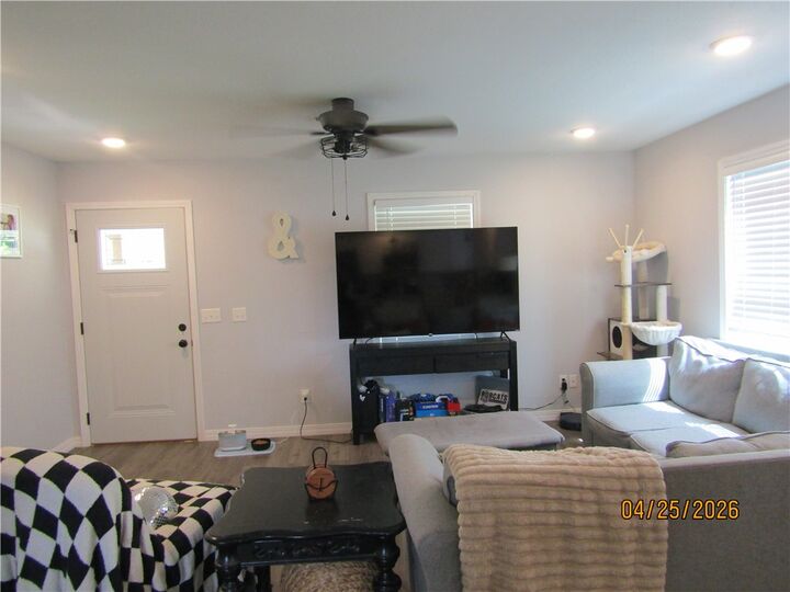 Property Photo:  205 Cedarvale Road  AR 72616 