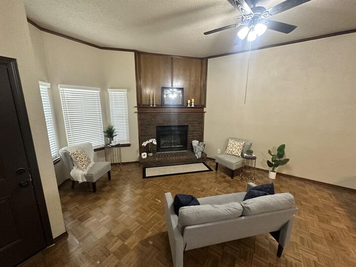 Property Photo:  2131 Lonnie Lane  OK 73170 