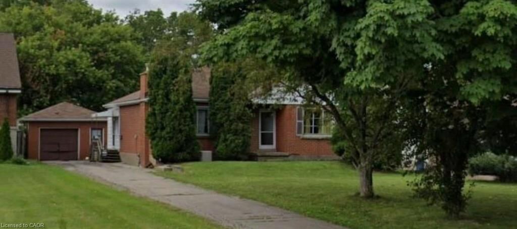 Property Photo:  33 Stone Church Road W  ON L9B 1A1 