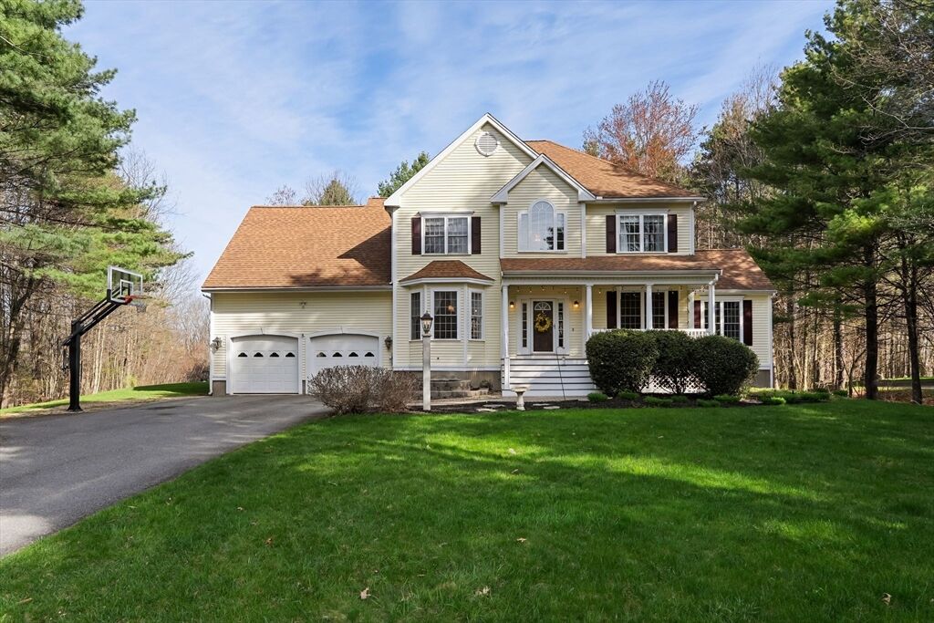 Property Photo: 12 Alder Way MA 01462