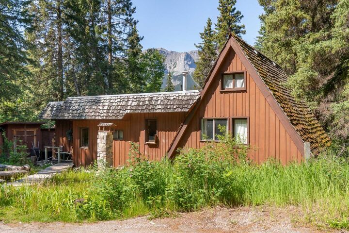 Property Photo: 77 Grotto Road AB T1W 2W2