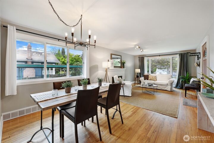 Property Photo:  6225  29th Avenue NE  WA 98115 