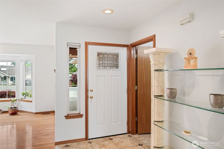 Property Photo:  3902  Timothy Court  WA 98226 