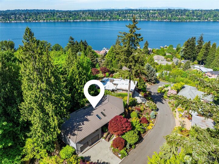 Property Photo:  13463  64th Terrace NE  WA 98034 