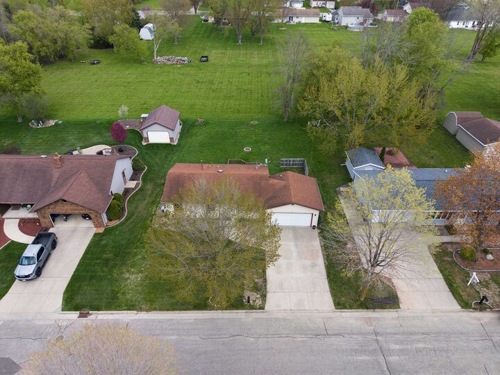 Property Photo:  201 Fairway Street  WI 54113 