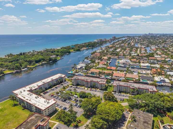 Property Photo:  3050 NE 48th Court 305  FL 33064 