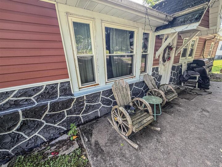 Property Photo:  122 Lloyd Street  KY 42141 
