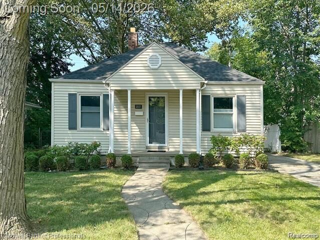 Property Photo:  2659 Ellwood Avenue  MI 48072 