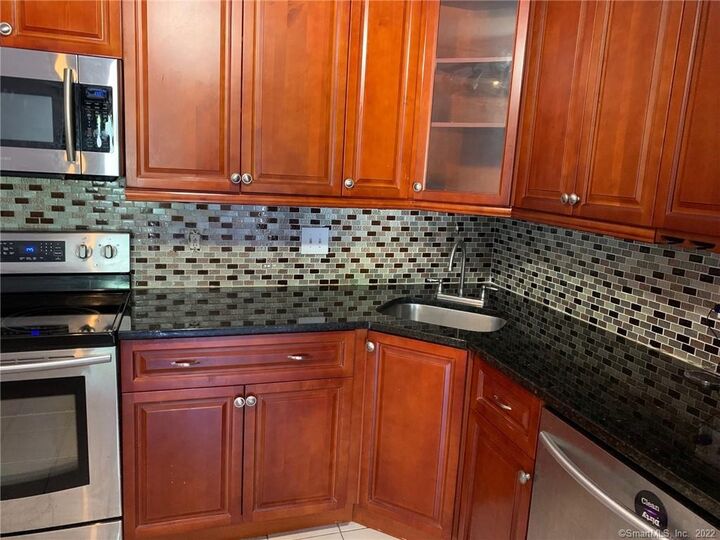 Property Photo:  97 Richards Avenue F7  CT 06854 