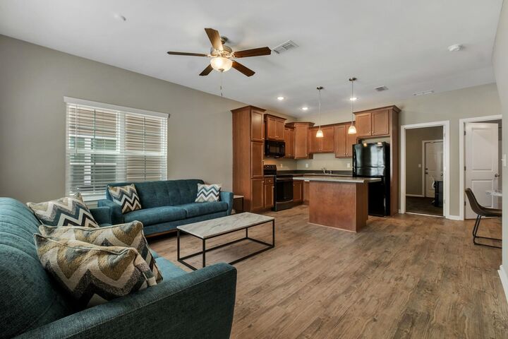 Property Photo:  2204 Cedarbrook Court 2204  FL 32303 