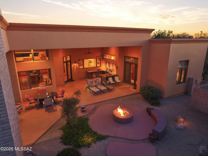 Property Photo:  12772 N Sorrel Stallion Place  AZ 85658 