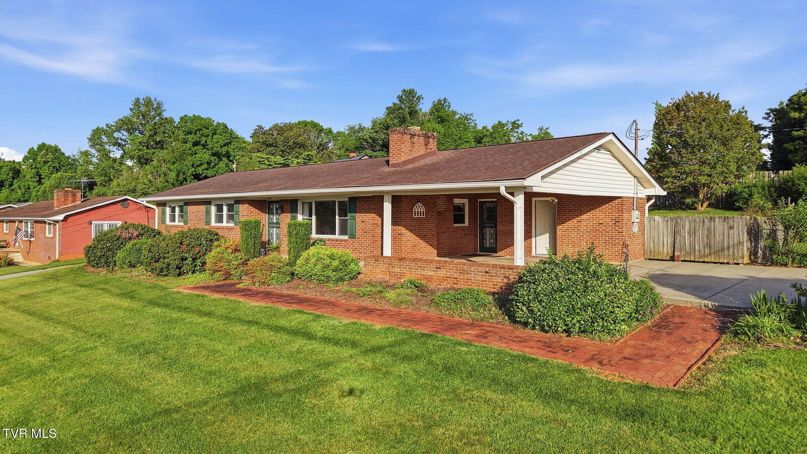 Property Photo:  608 Southview Drive  TN 37601 