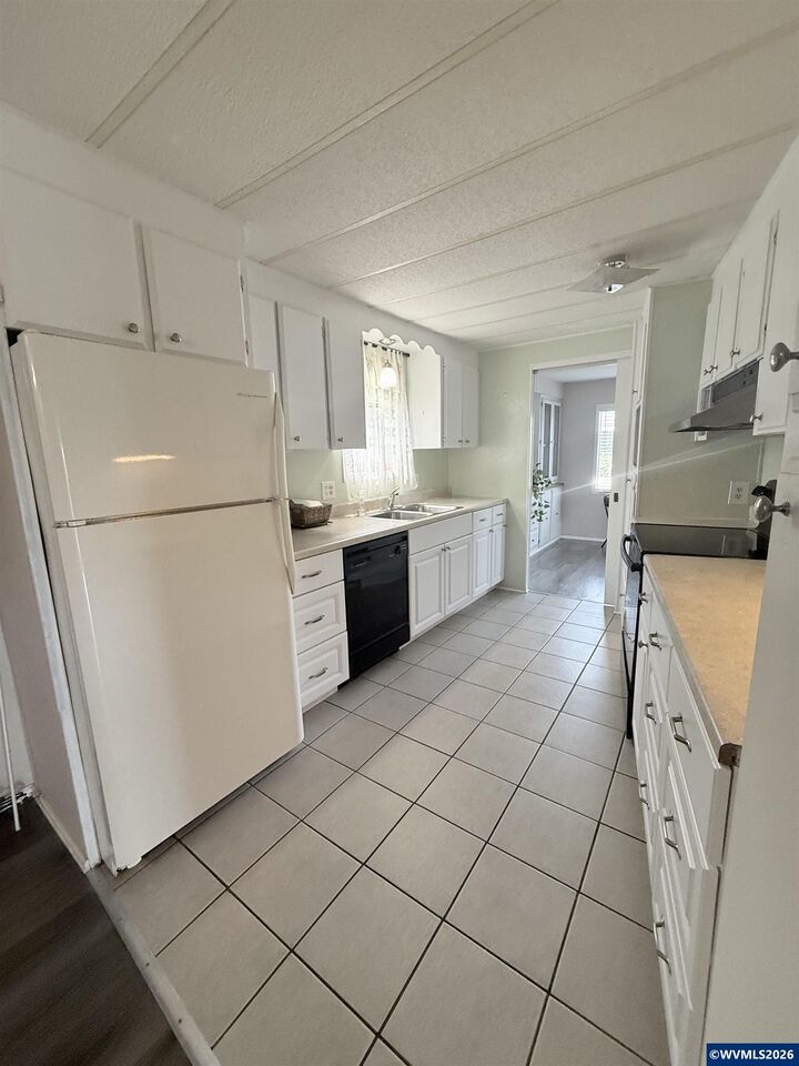 Property Photo:  2616 NW Satinwood St  OR 97330 