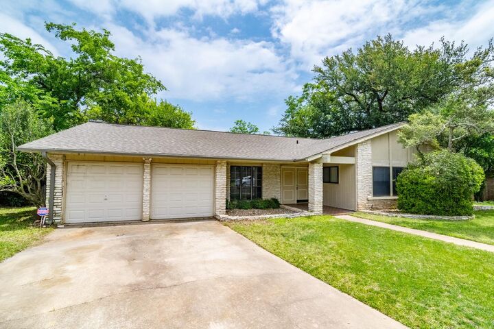 Property Photo:  4802 Greystone Drive  TX 78731 