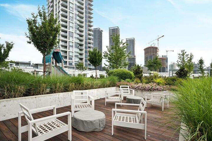 Property Photo:  2391 Beta Avenue 320  BC V5C 0P7 