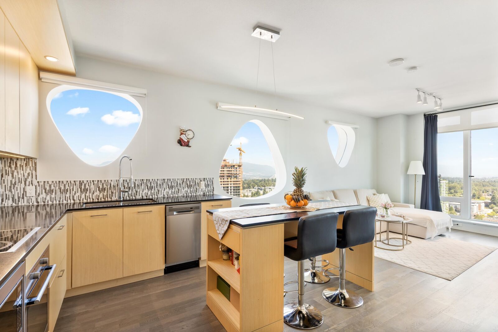 Property Photo: 13495 Central Avenue 3701 BC V3T 0K2
