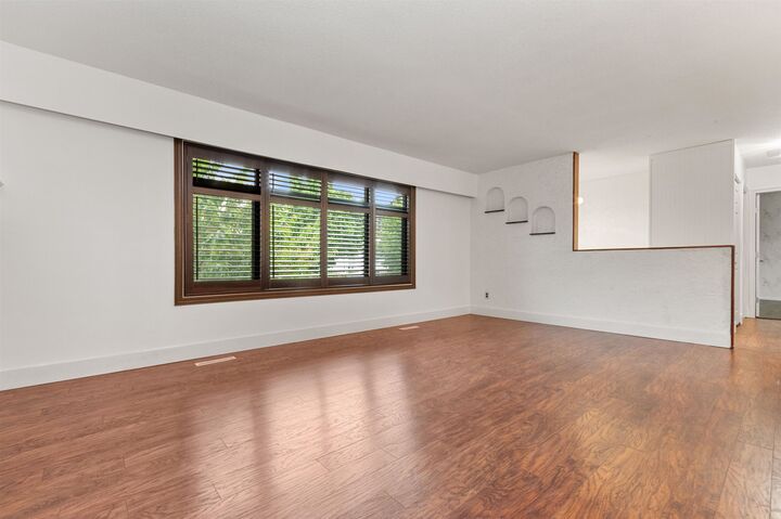 Property Photo:  45282 South Sumas Road  BC V2R 1R7 