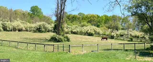 Property Photo:  2275 Strasburg Road  PA 19320 