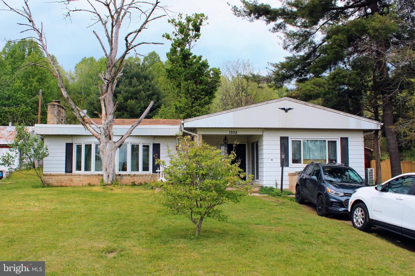 Property Photo:  1928 New Bloomfield Road  PA 17068 