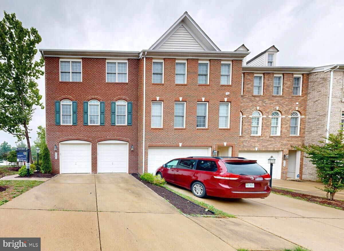 Property Photo:  8362 Millom Court  VA 22079 