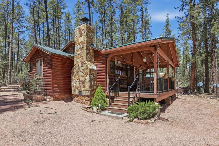 Property Photo:  112 W Raven Road  AZ 85541 