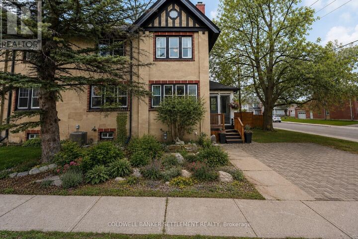 Property Photo:  1 Burchell Boulevard  ON K7H 1E2 