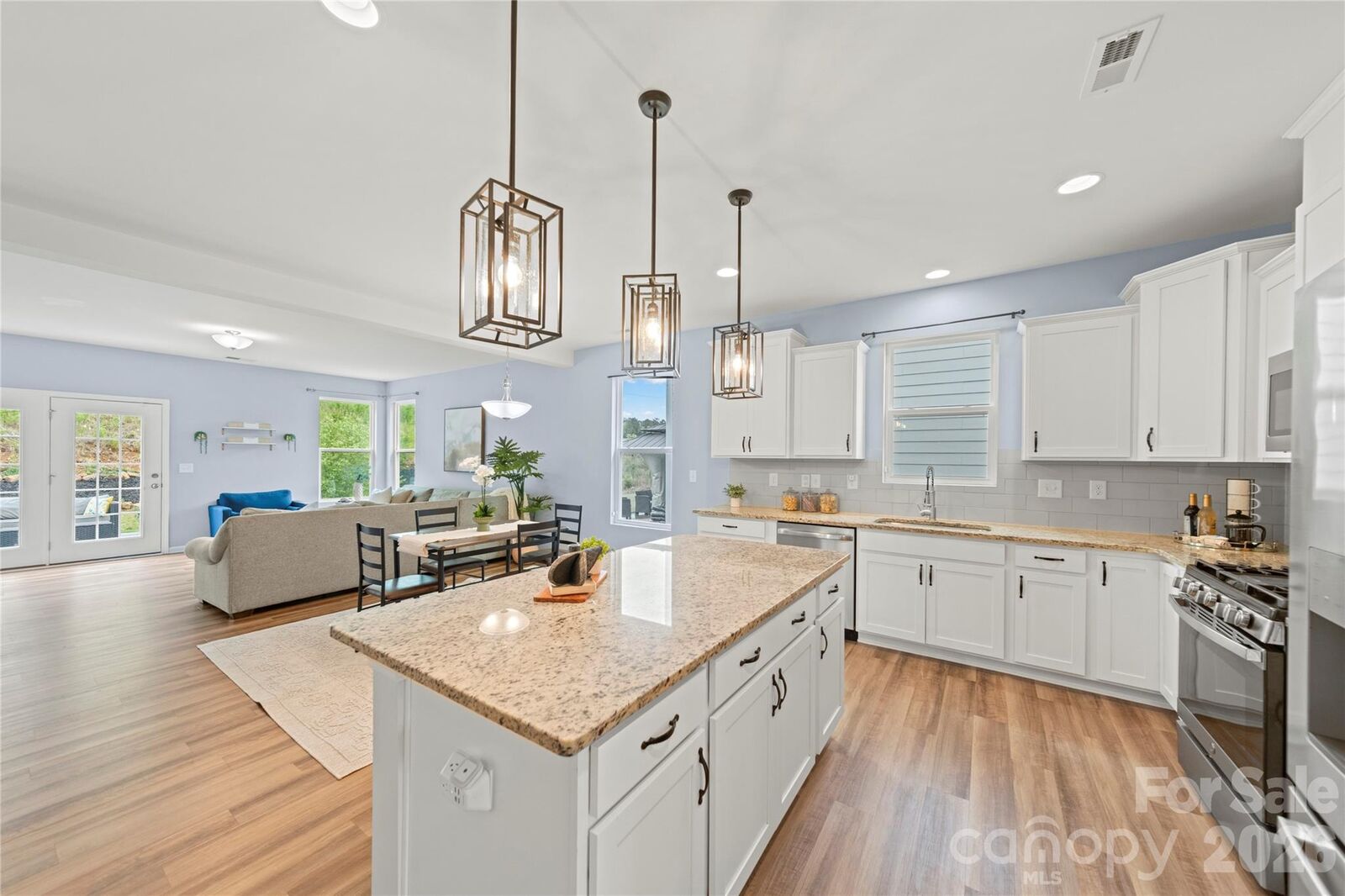 Property Photo: 3010 Eagle Ridge Lane NC 28079