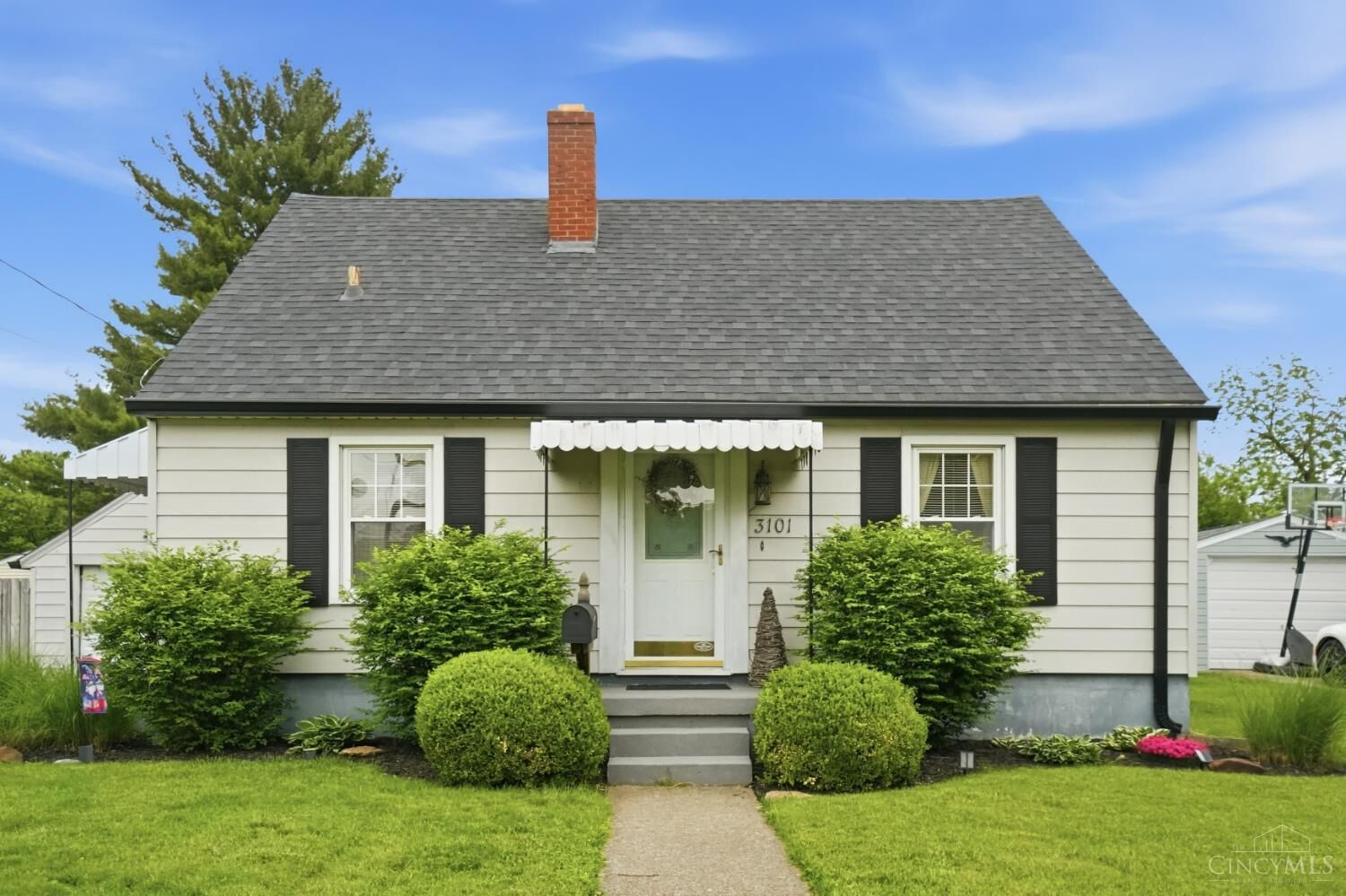 Property Photo: 3101 Wildwood Road OH 45042