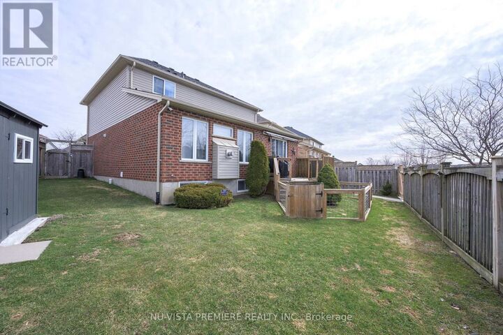 Property Photo:  1582 Chelton Place  ON N6M 1M2 