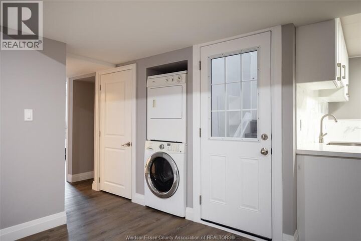 Property Photo:  1044 Lena Avenue Lower  ON N9C 3K4 