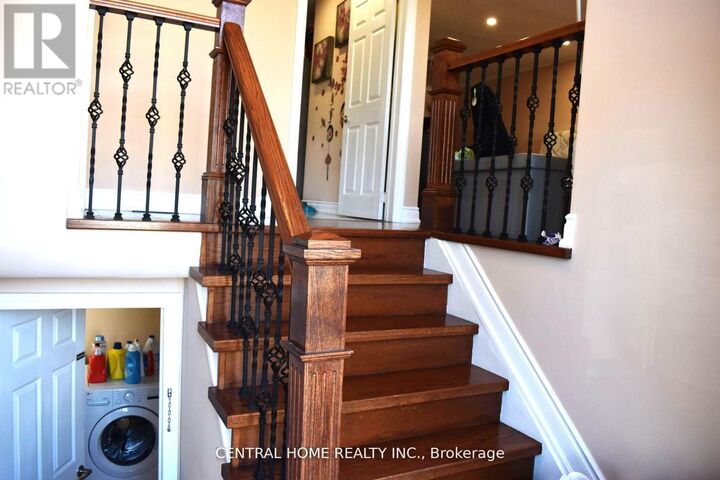Property Photo:  59 Blaney Crescent  ON M3N 1L3 