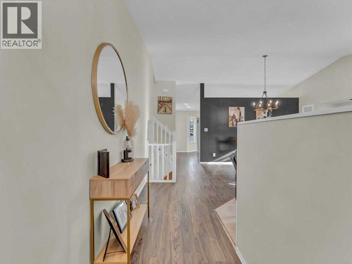 Property Photo:  32 Upland Crescent  AB T1R 0P5 