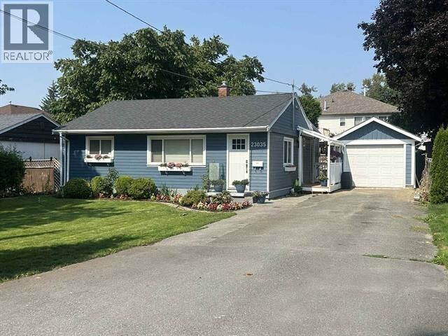 Property Photo:  23035 117 Avenue  BC V2X 2K3 