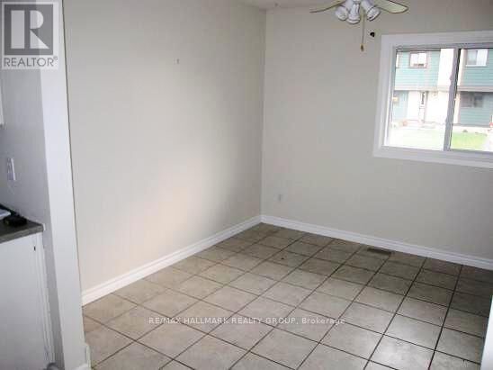 Property Photo:  1817 Meadowbrook Road 111  ON K1B 4W6 