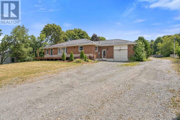Property Photo:  499 York Street Upper  ON L0K 1A0 