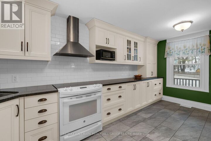 Property Photo:  90 Doran Road  ON L9X 0L5 