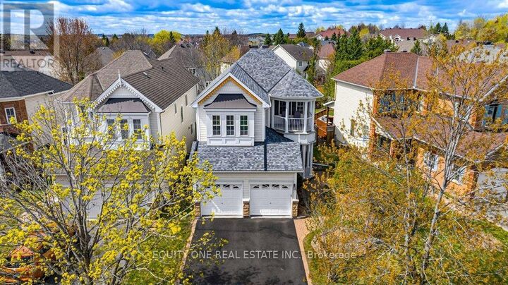 Property Photo:  16 Grengold Way  ON K2T 1E2 