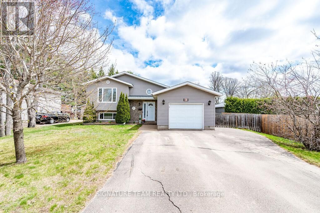 Property Photo:  41 Audrey Street  ON K8H 1N5 