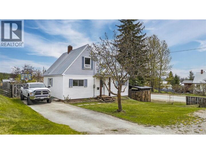 Property Photo:  701 5th Avenue  BC V1A 2T3 