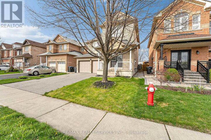 Property Photo:  46 Ryegrass Crescent  ON L7A 3K8 