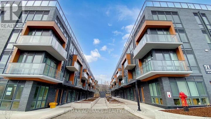 Property Photo:  67 Curlew Drive 163  ON M3A 0B4 