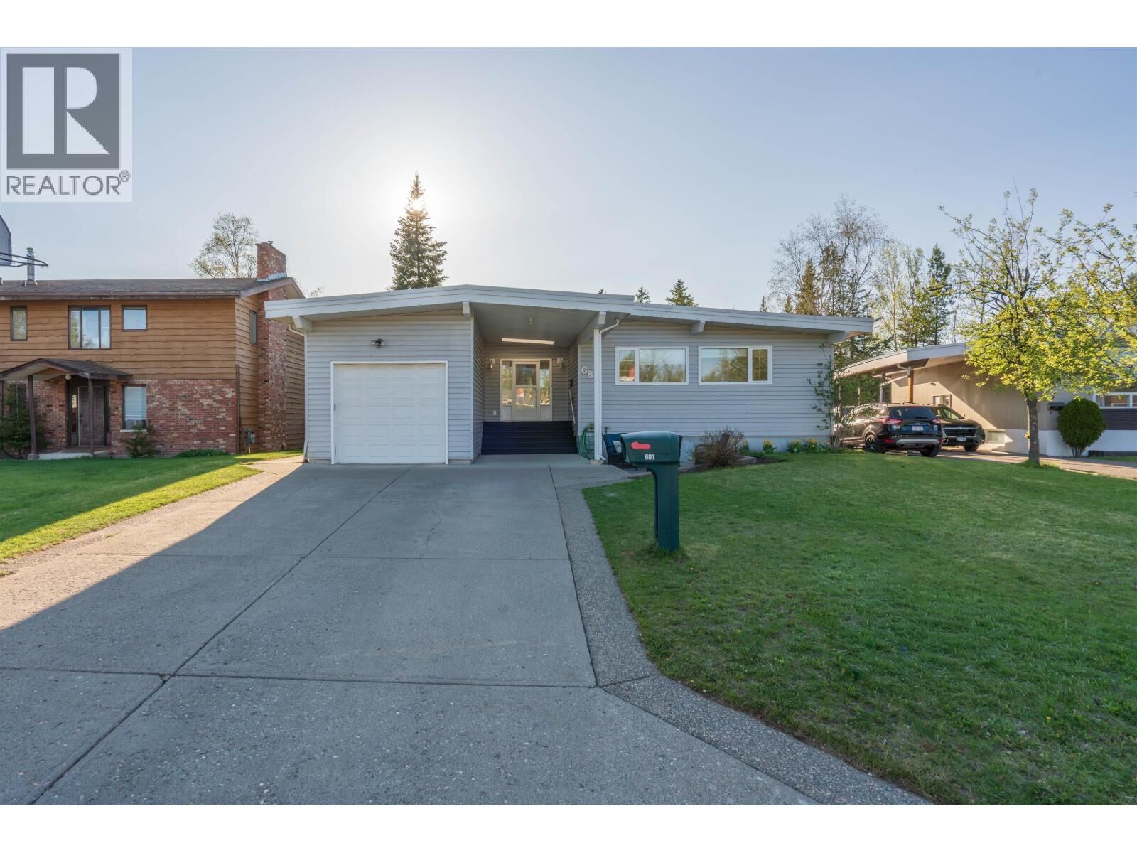 Property Photo:  681 Tay Crescent  BC V2M 3V3 