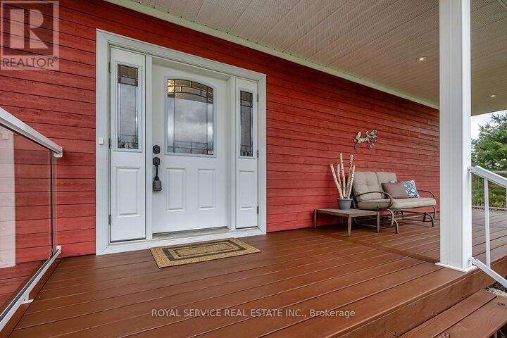 Property Photo:  709 Carveth Drive  ON L0A 1G0 