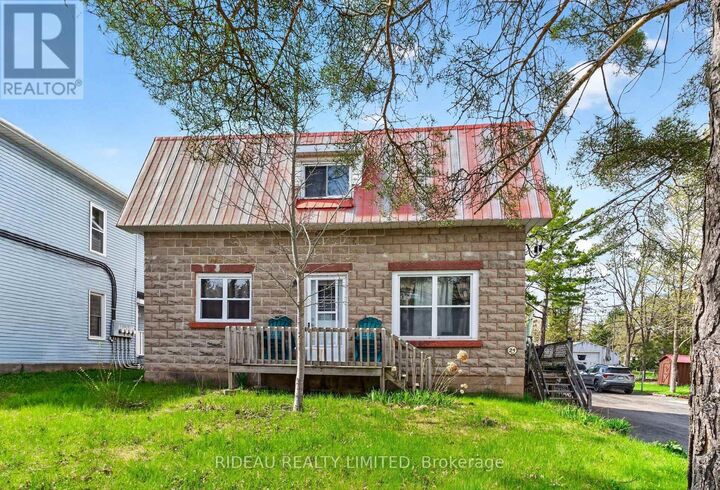 Property Photo:  24 Rideau Street  ON K0G 1X0 