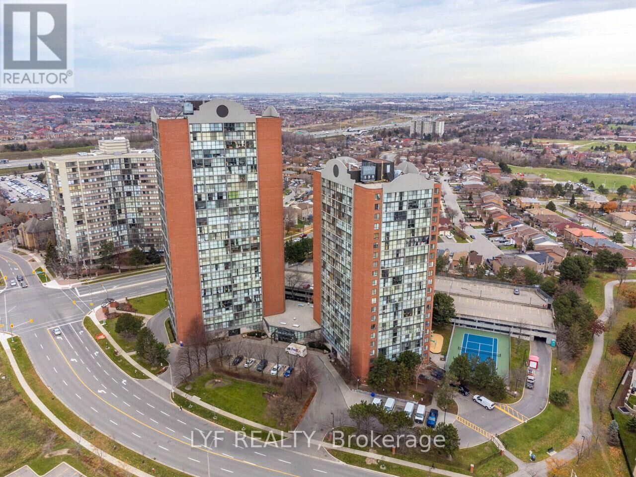 Property Photo:  4185 Shipp Drive 619  ON L4Z 2Y8 