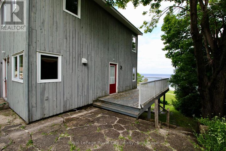 Property Photo:  14 Dock Lane  ON N0H 1Z0 