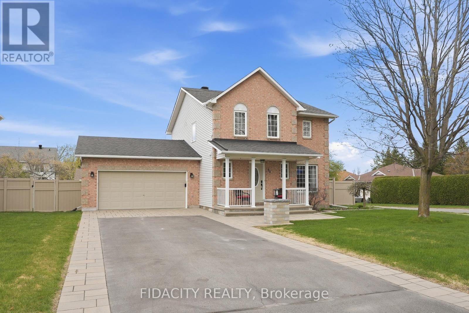 Property Photo:  21 West Ridge Drive  ON K2S 1S4 