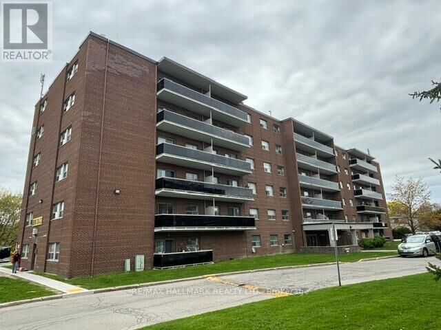 Property Photo:  515 North Service Road 2-504  ON L5A 1B3 