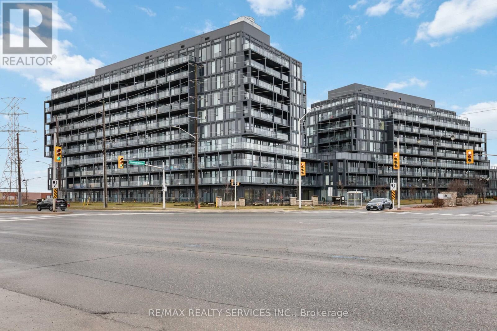 Property Photo:  3200 Dakota Common B713  ON L7M 2A7 