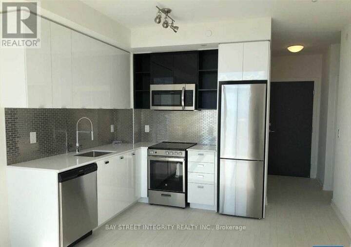 Property Photo:  10 De Boers Drive 1315  ON M3J 0L6 